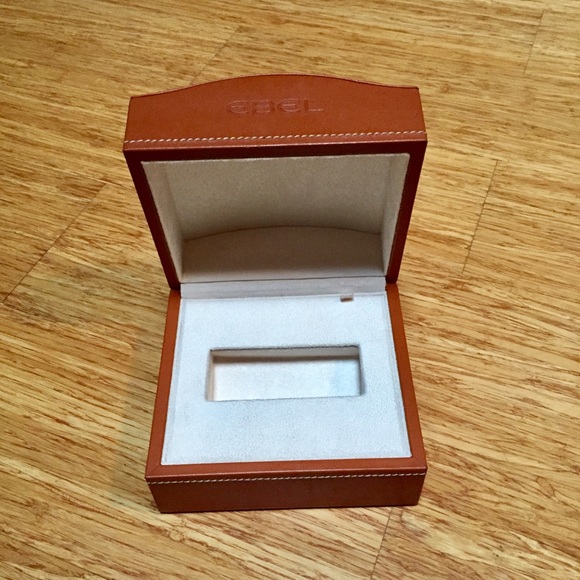 EBEL Luxurious Tan Watch Box W/Suede Lining - Picture 2 of 11